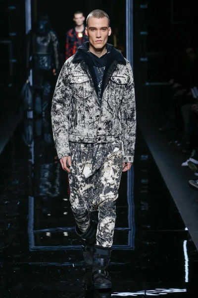Look 62